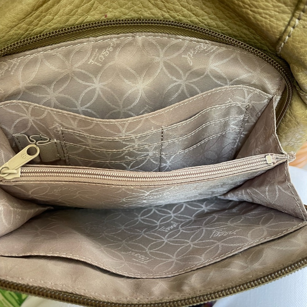 Fossil Olive Green Leather Crossbody Purse | Vintage 1954 Style | - Picture 9 of 10